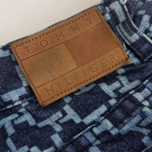 Tommy Hilfiger Women's 12 T Pattern Jean Shorts - Picture 5 of 16